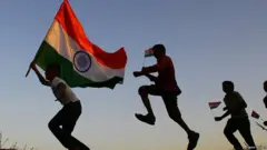 भारताच्या इतिहासात 1947 ते 1950 दरम्यान राष्ट्र उभारणीसाठीच्या काही महत्त्वाच्या घडामोडी घडल्या.