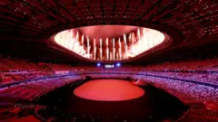 東京奧運開幕、美中天津會談、台灣舉重選手郭婞淳奪金及南京疫情擴散等本周更多重要故事
