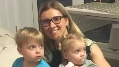 تقول آشلي إنها ارتباطها بالأجنة قوي مما يجعل قرار التخلي عنها مؤلماً