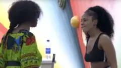 Tacha na Mercy na-aba mba ọgụ.