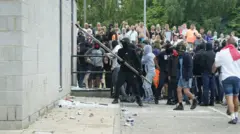 velika britanija, neredi u britaniji, nasilje u britaniji