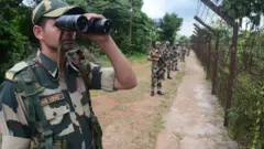 ভারত-বাংলাদেশ সীমান্তে বিএসএফের পাহারা