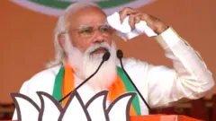 नरेंद्र मोदी