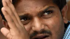 પાટીદાર આંદોલનના નેતા તરીકે હાર્દિક પટેલનો ઉદય થયો હતો