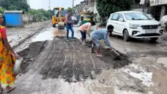 વડોદરામાં પૂર ઓસર્યાં બાદની સ્થિતિ