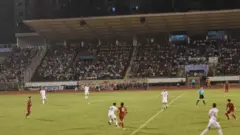 Đợt bùng dịch cuối tháng 1 vừa qua khiến V-League phải tạm hoãn gần một tháng nay