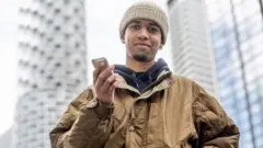 تبادل ارزهای خارجی در اینستاگرام