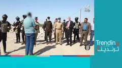 عراقي يعترف بقتل زوجته ورميها في نهر الفرات ويقوم بتمثيل الجريمة أمام الشرطة.. ثم تظهر زوجته حية!