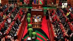 Wabunge wakiwa katika vikao bungeni