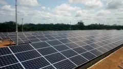 ኣፕቴክ ኣፍሪካ ዝተዳለወ ጸሓያዊ ጸዓት