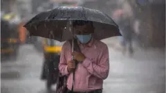મહારાષ્ટ્રના અમુક વિસ્તારોમાં ભારે વરસાદ