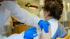 Uwuri gukindirwa coronavirus