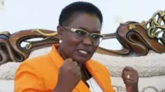 Kawiiraa Miwaangaazaa