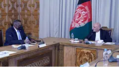 غني او د امریکا دفاع وزیر