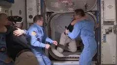 на МКС
