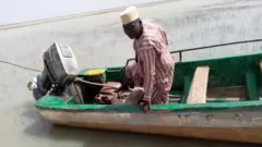 Dis na di only boat wey dem get now and e don spoil