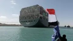 السفينة إيفرغيفن
