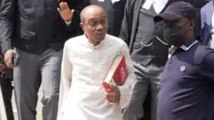 Suspended CBN govnor Godwin Emefiele