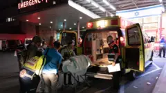 救援部門又在社交網站發文，表示他們不會放棄搜救工作，直至最後一名傷者離開現場。