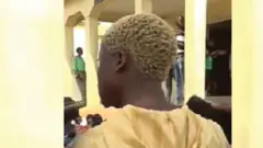 Mó pinu látí dá Iphone ti mo mú padà ki ọlọ́pàá tó mú mi