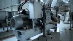 تعطیلی کارخانه‌های کابل به دلیل بی‌برقی