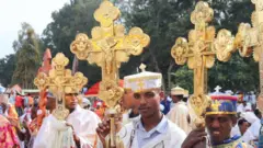 የባህር ዳር ከተማ የመስቀል በዓል ላይ የተገኙ የቤተክርስቲያን አገልጋዮች