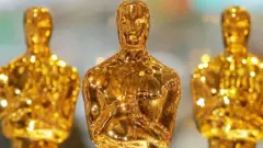 Oscars statuettes