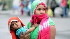 મહિલા અને બાળક