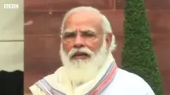 नरेंद्र मोदी