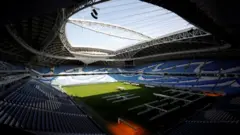 ملعب الجنوب الذي يقام خصيصا لاستضافة كأس العالم