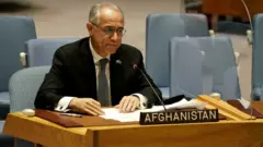 اسحاق زی