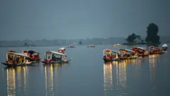 डल झील