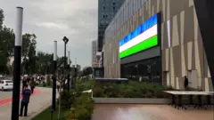 "Ҳукумат репрессив матбуот қонунларига чек қўядиган ислоҳотларни ҳануз амалга оширгани йўқ. Цензура, кузатув ва ўз-ўзини цензуралаш кенг тарқалган", деб ёзилган халқаро ҳисоботда.