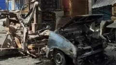 கார் வெடிப்பு
