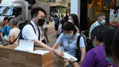 香港逾半民主派區議員辭職背後的掙扎與反思