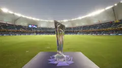টিটোয়েন্টি বিশ্বকাপ ট্রফি