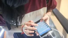 akıllı telefon ve kadın