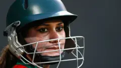 ক্রিকেট, নারী