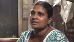 મહિલા