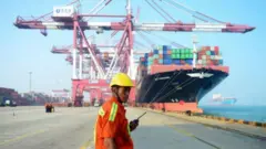 চীন এবং আরো ১৪টি দেশ নিয়ে বিশ্বের সবচেয়ে বড় অবাধ বাণিজ্য এলাকা তৈরির চুক্তি হচ্ছে রোববার