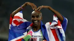Maxamed Farax wuxuu billado dahab ah u soo hooyay Britain
