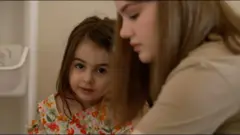 Ranjena majka pobegla sa trogodišnjom ćerkom iz Irana