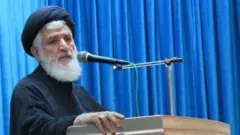تصویری از آخرین نماز جمعه آقای لواسانی در شمال استان تهران