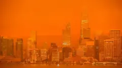 Kaliforniya'daki San Francisco şehri, yangınlardan gelen dumanlar sebebiyle turuncuya döndü