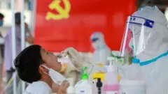 مسحة كورونا في الصين