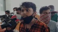 নাসিকের হাসপাতালে মৃতদের একজনের আত্মীয় ভিকি যাদব