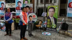Hai ứng cử viên ủng hộ dân chủ ra vận động kêu gọi cử tri bỏ phiếu