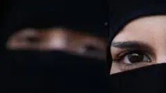 Burqadagi ayollar