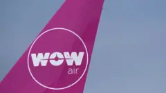 Cola de avión de Wow Air