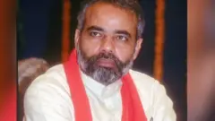 नरेंद्र मोदी